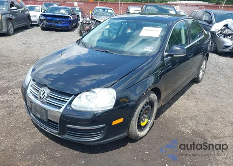 2010 Volkswagen Jetta Se z USA, uszkodzony, nr VIN 3VWRZ7AJ3AM024737